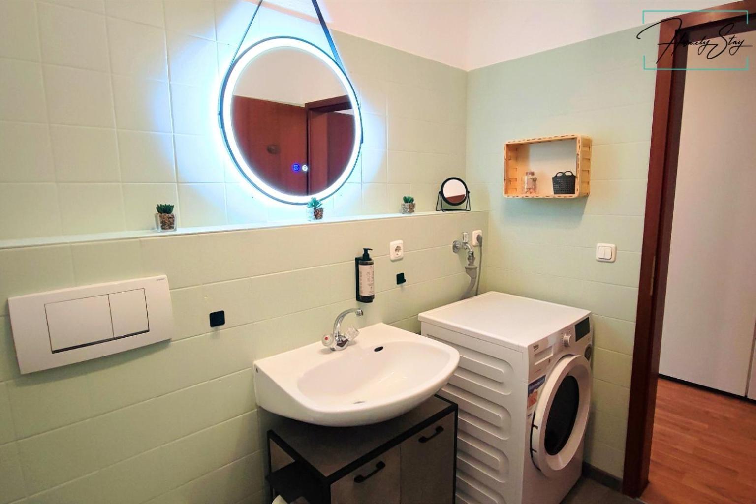 Appartement Homely Serenity Greens - Stylisch Studio-apartment With Kitchen - 10 Min To Station, Pet Friendly Munich